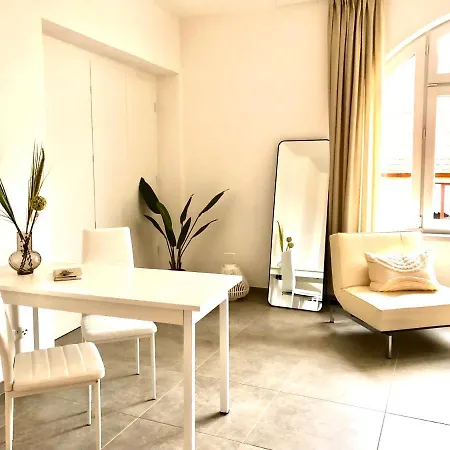 Homestay Atelier Loft Buergel *